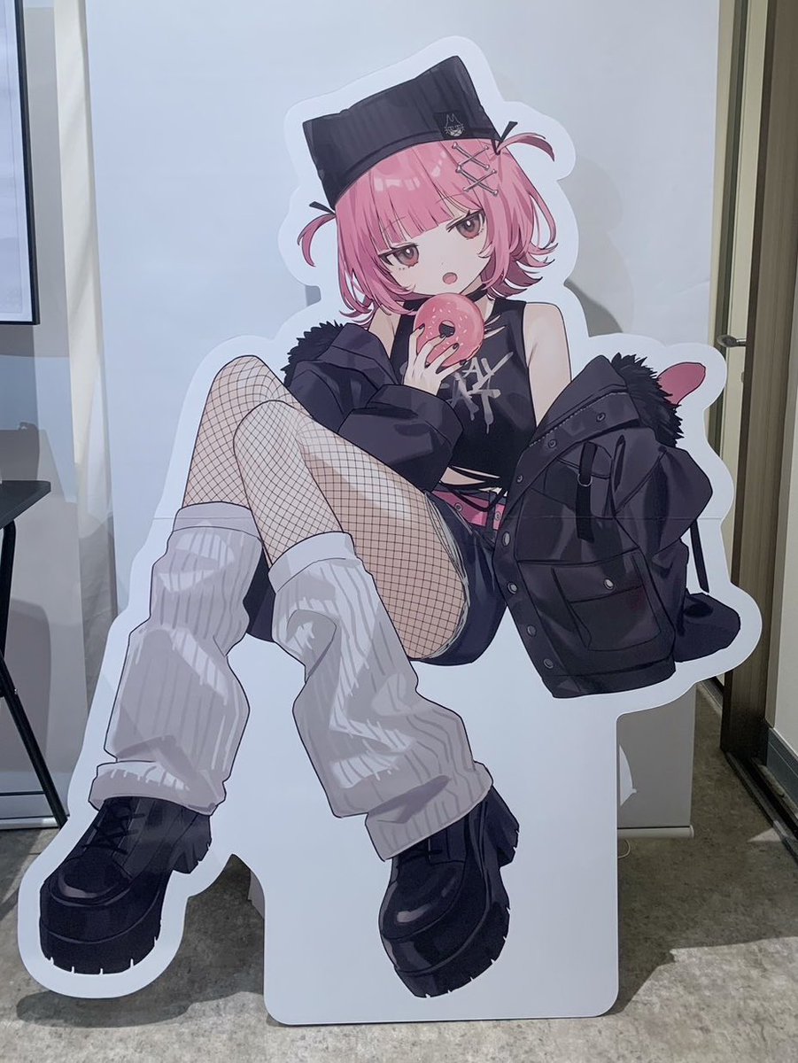 krossing_info's tweet photo. 個展7日目オープンいたしました。
本日が最終日となります。

13時〜17時は在廊予定となっておりますので、ぜひお立ち寄りいただけたら幸いです。 https://t.co/H5fJQHMAF8