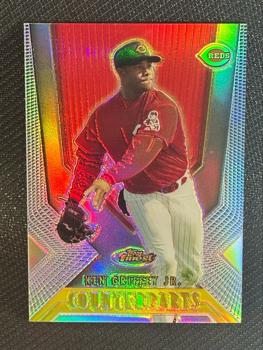 RuckusTJ's tweet photo. All September: Griffey PC 🧢 

Day 22 - 2000 Topps Finest
Counterparts - Refractor ✨ 
#SweetSwingSeptember #TheKid https://t.co/OlzPNV14pL