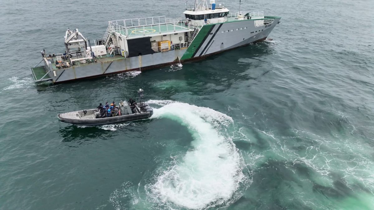 PrimeAxis_News's tweet photo. 🎯 Operation Blue Green connects intelligence with physical compliance checks.
Vessels were inspected for documentation, certification, surcharges and cabotage compliance.
The bigger question:
Can better intelligence produce more focused enforcement?
#NIMASA #MaritimeIntelligence https://t.co/svNEr9VcWg