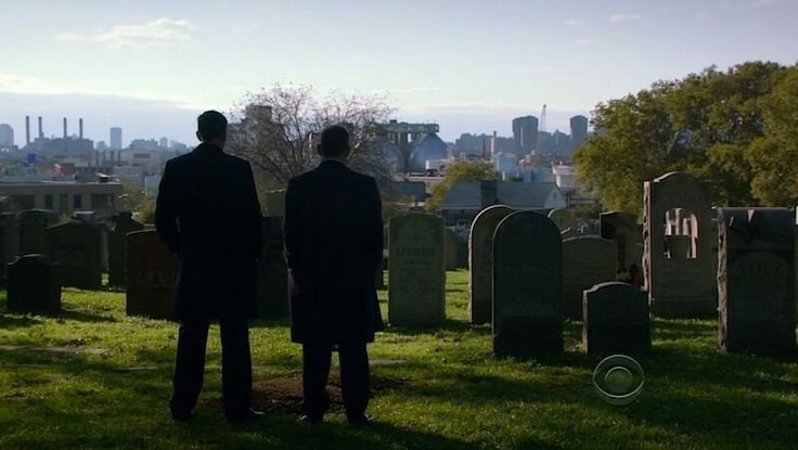 cinemamonamore's tweet photo. Jonathan Nolan is a visionary. 15 years ago, he gave us Person of Interest. A show that predicted the real dangers of AI and mass surveillance long before reality caught up. Easily one of TV’s most underrated masterpieces. Forever grateful for this phenomenal series. https://t.co/dZ1vZGNgnA