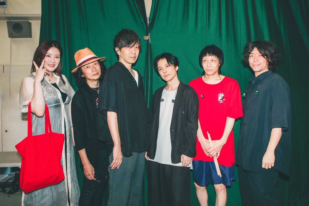 subaru_staff's tweet photo. 「渋谷すばる 30th Anniversary Asia Tour 2026」ツアー初日、大阪城音楽堂🎤

最高の時間をありがとうございました🎶

30周年という大切な日を、
皆さんと一緒に迎えられたことに感謝です！

ここからまた、新しい一歩を。

大阪ありがとうございました‼️

次回東京公演をお楽しみに🎶

p.s
本人いわく、サプライズ大成功とのことです……！スカルプ D ボーテさんありがとうございました✨

Photo by YOSHIHITO KOBA
@ys_koba_ht

#渋谷すばる
#渋谷すばる30th
#スカルプDボーテと一緒にすばるを祝いたい
#すばると私の美髪習慣
