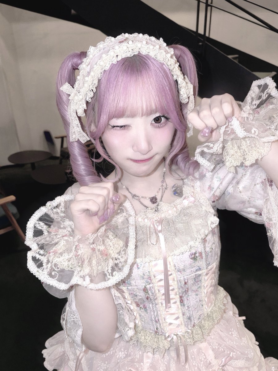 saitou_kiara's tweet photo. 「INKIGAYO LIVE in TOKYO」
ありがとうございました⭐️

韓国語ver.の「恋、はじめました。」の生パフォーマンス緊張しました…！(>_<)
どうでしたか？♡

初のベルーナドームにも立てて、とっても幸せな時間でした💞 https://t.co/RuKWI2QN4g