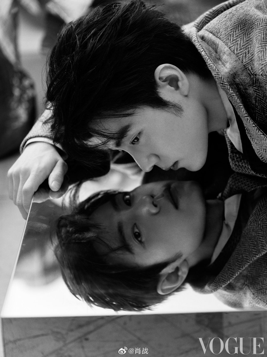 wxyzybxz's tweet photo. 260922 16:11 Xiao Zhan weibo update (1/3)

Between light and shadow, we meet. 

#XiaoZhanxVogue https://t.co/pjasro16rj