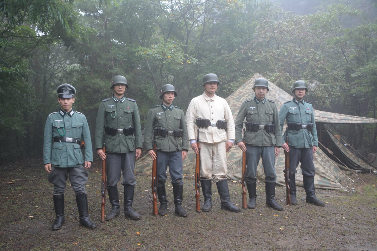 pohi627's tweet photo. この投稿で興味をもったそこのあなた！

2./J.R.19(第19歩兵連隊第2中隊)は主に1928年から1945年にかけてのドイツ陸軍部隊・第19歩兵連隊を一次資料に基づいて再現するリエナクトメントグループです。
関西を中心に全国各地で活動をしています！
興味がある方はDM、もしくはDiscordまで！ https://t.co/s97mpG2XoI