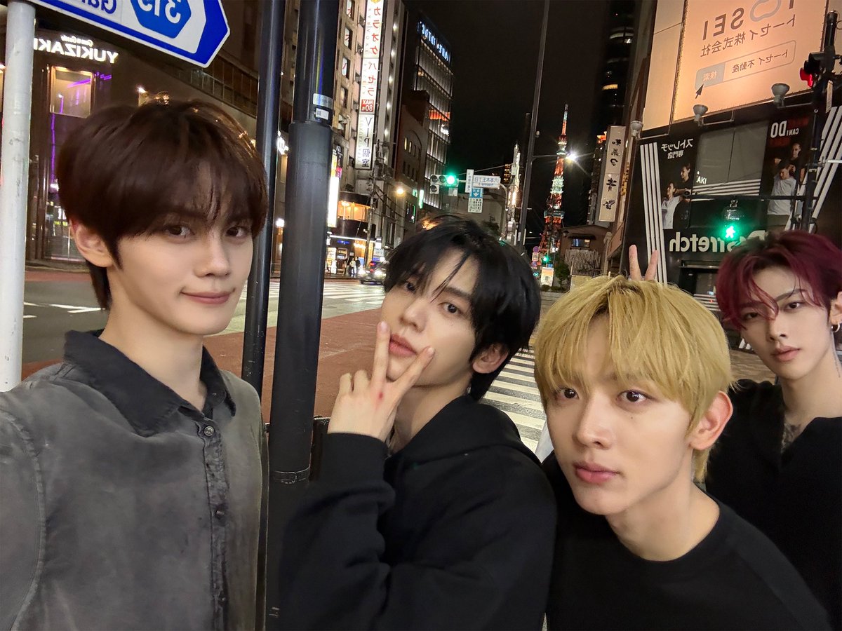 donguri_eon's tweet photo. 🐿️ 애들이랑 찍은 사진 ㅎㅎ 하오형은 자느라 엄따 https://t.co/3GgjhtD9Dq