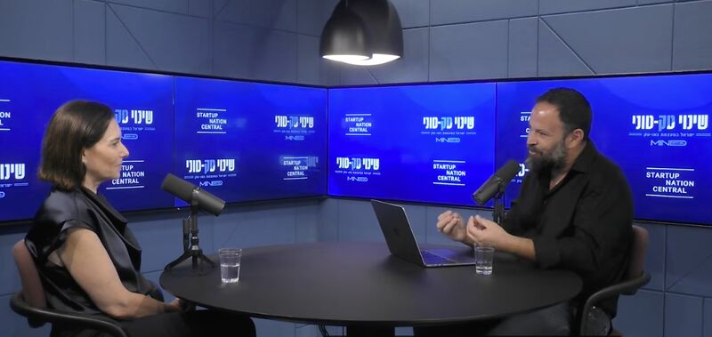 BlumbergCapital's tweet photo. What will it take for Israel to turn its technology strengths into long-term leadership in AI?

@MIND_ISRAEL's Techtonic Shift podcast host @yuval_weinreb sat down with our colleague @yodfathb to discuss Israel’s evolving AI ecosystem.

🎧 Learn more: https://t.co/oUpPaazNAf https://t.co/cov6S1jwl1