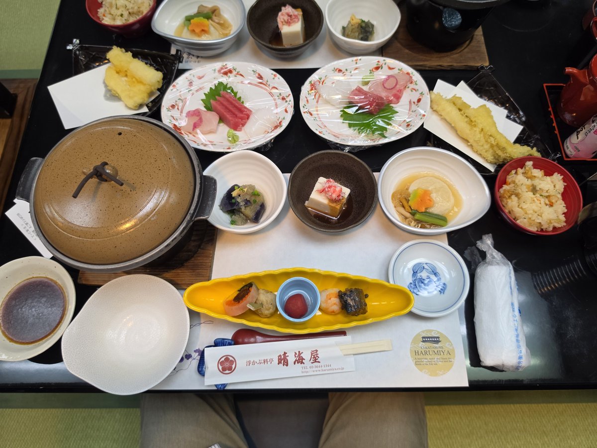 negi_1116's tweet photo. 屋形船イベント昼の部、夜の部参加してきました。
こんなに近くでたくさんお話が出来て良かった！お料理もめっちゃ美味しく頂きました！めぐちゃん！昼の部、夜の部違う浴衣姿が最高に可愛いかった💝めぐちゃん！ありがとう💝
#谷口めぐ
#屋形船イベント https://t.co/NHWTg0THDV