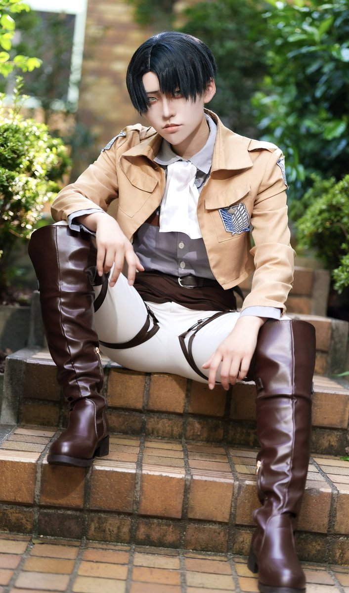 UtauNanasama723's tweet photo. 《 cosplay / ｺｽﾌﾟ》
進撃の巨人 AOT 

ﾘｳﾞｧｲ ･ ｱｯｶｰﾏﾝ
Levi Ackerman

photo : @ikemacos #アコスタ池袋 https://t.co/p5zsen5cpM