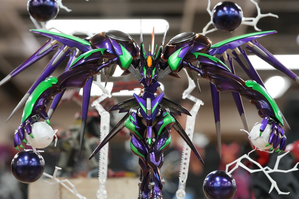daucron's tweet photo. #ネクスポ2026
ニヒトの色使いもいろいろあって楽しいね
蒼穹作戦とは別場所にあったワームスフィア付きのやつもカッコいい～ https://t.co/wggORd0gok