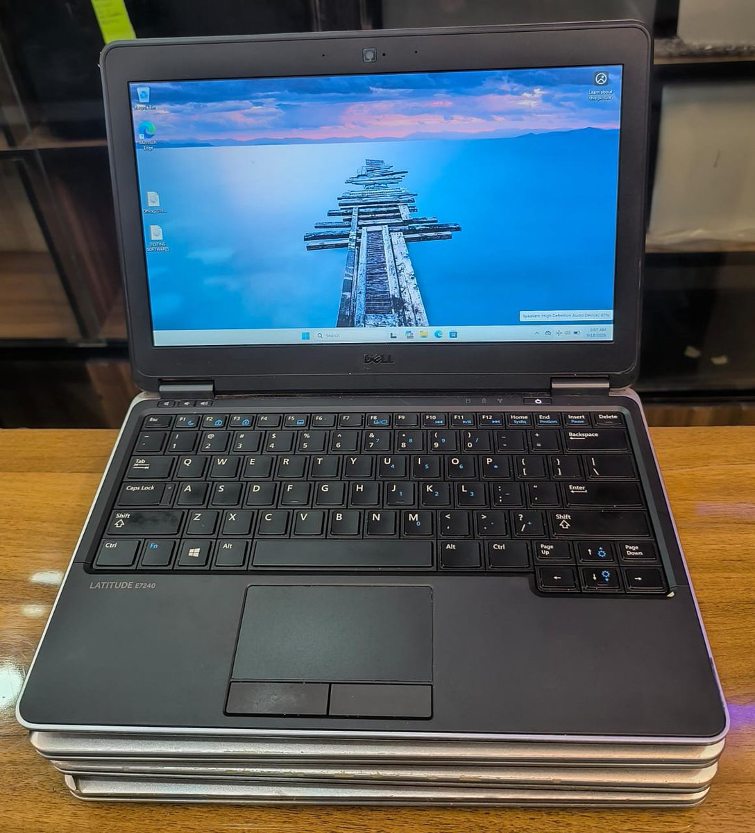 sygatech_gadget's tweet photo. *Dell latitude E7240*

🔸12.5 Inches 
🔸Core i5 4th Generation 
🔸8GB RAM 
🔸180GB SSD

💰*220k* https://t.co/RMs8TDem4P