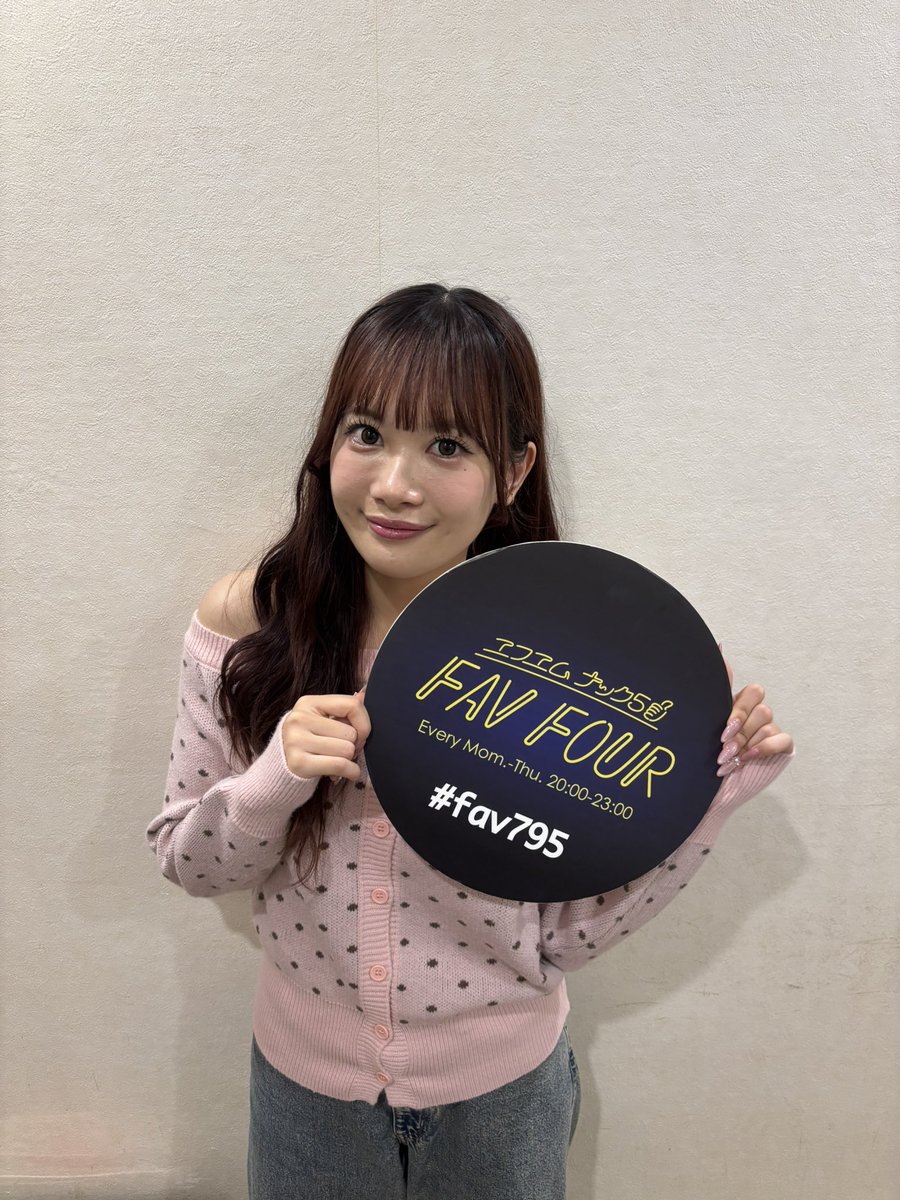 fav795's tweet photo. 💛#fav795 ただいまご登場！！

🎙️今夜のゲスト
#BEYOOOOONDS #ビヨーンズ
#里吉うたの さん✨
（@BEYOOOOONDS_）

＼📻放送はコチラ！／
https://t.co/wfxpXGGQid https://t.co/JorkAhsDSe