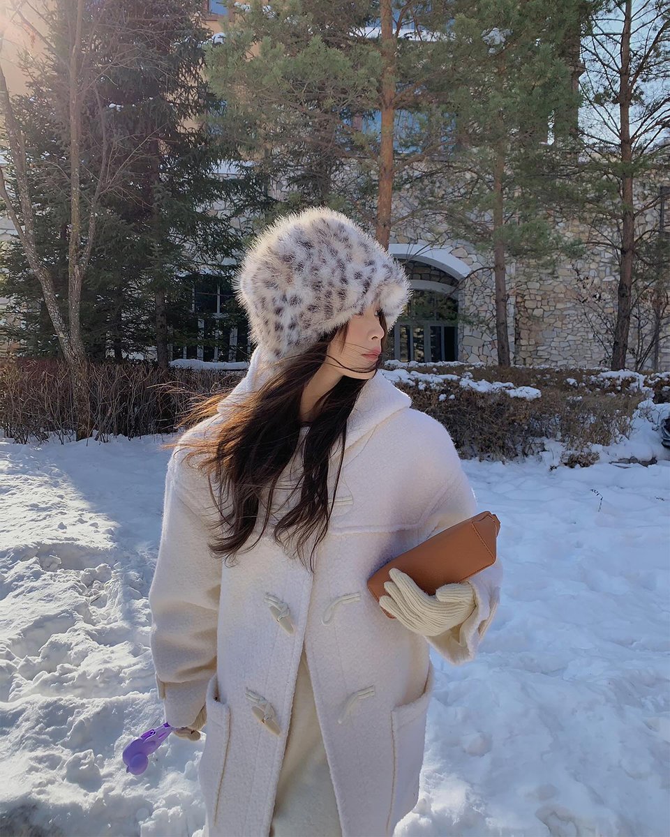 Gabii_Gomide's tweet photo. Wassup 🌍 Just dropping by to say: you’ve got a spark in you—let it light up the path ahead. 🌼
aUiYhY https://t.co/76CNvGYSwD