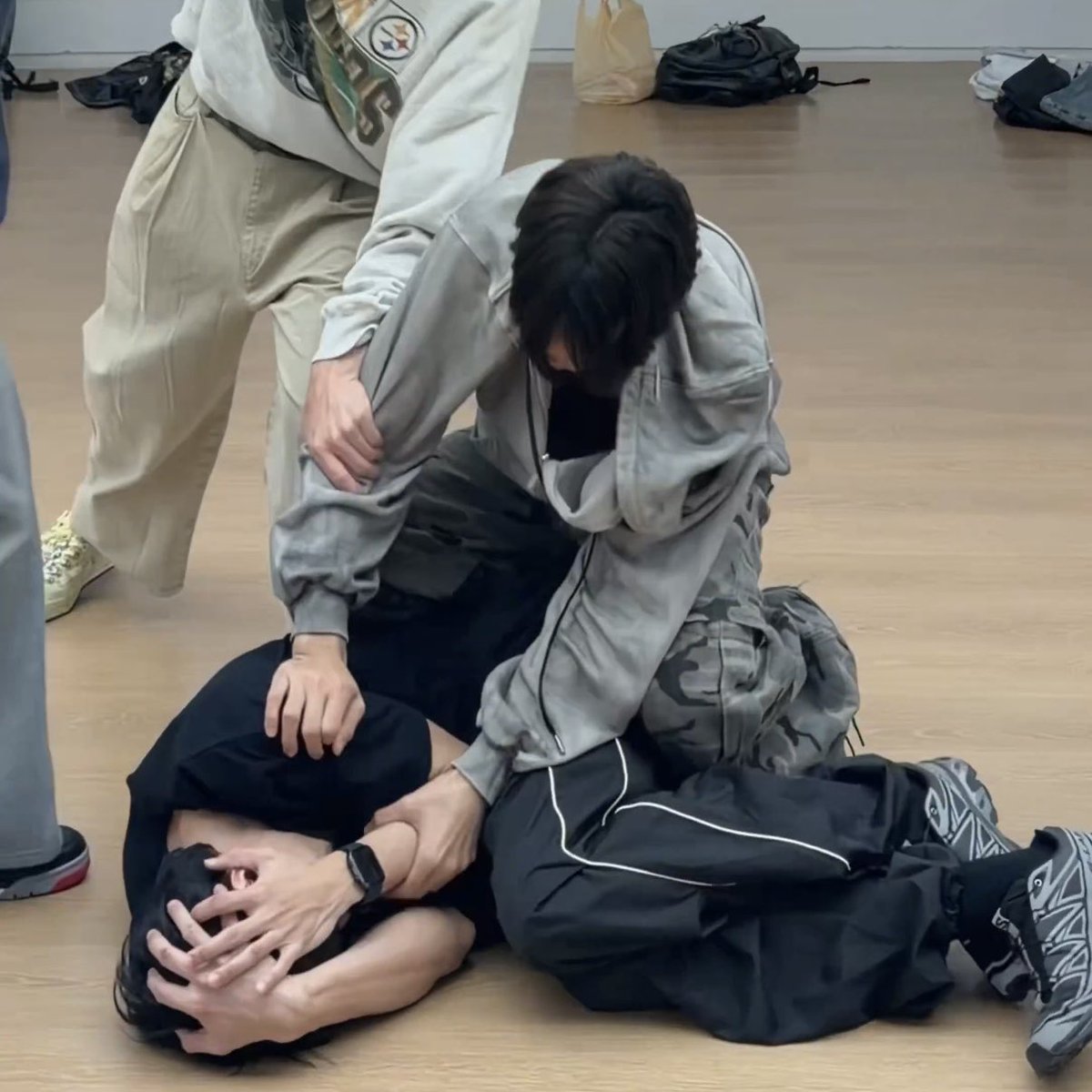 Pynporpigaaa's tweet photo. ���ามนั่นพี่เนเอง จะบ้า5525555555252525 https://t.co/0CYwv4lyJ8