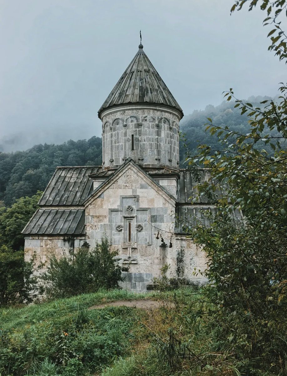 teishebaini's tweet photo. Haghartsin Monastery by Olya Abbasova https://t.co/LnEgcEHTc3
