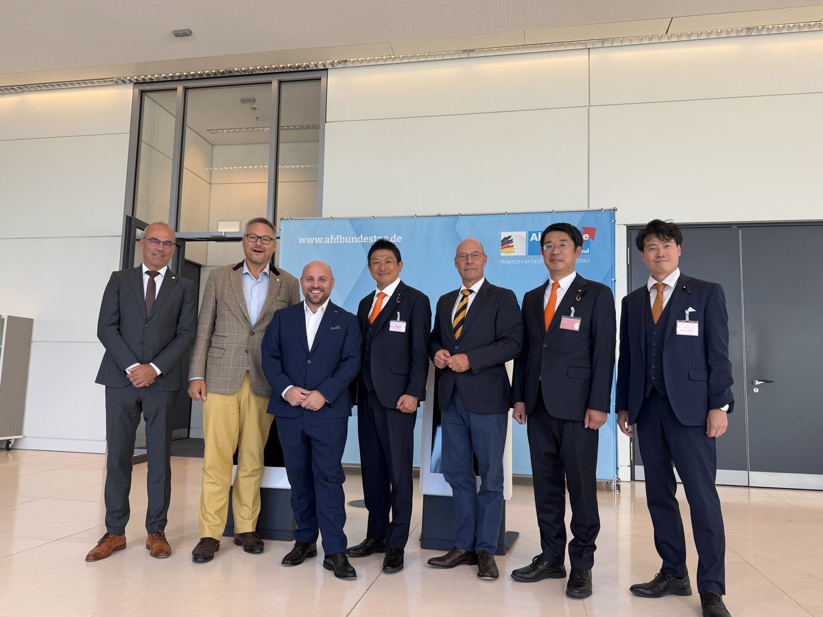StefanKeuterAfD's tweet photo. Heute erhielten wir Besuch von #Sanseitō, der japanischen #AfD. Viele Themen (Migration, Energie, Steuern usw.) ähnlich wie bei uns in Deutschland. Danke für die hochinteressanten Gespräche! https://t.co/obrXOPbIiY