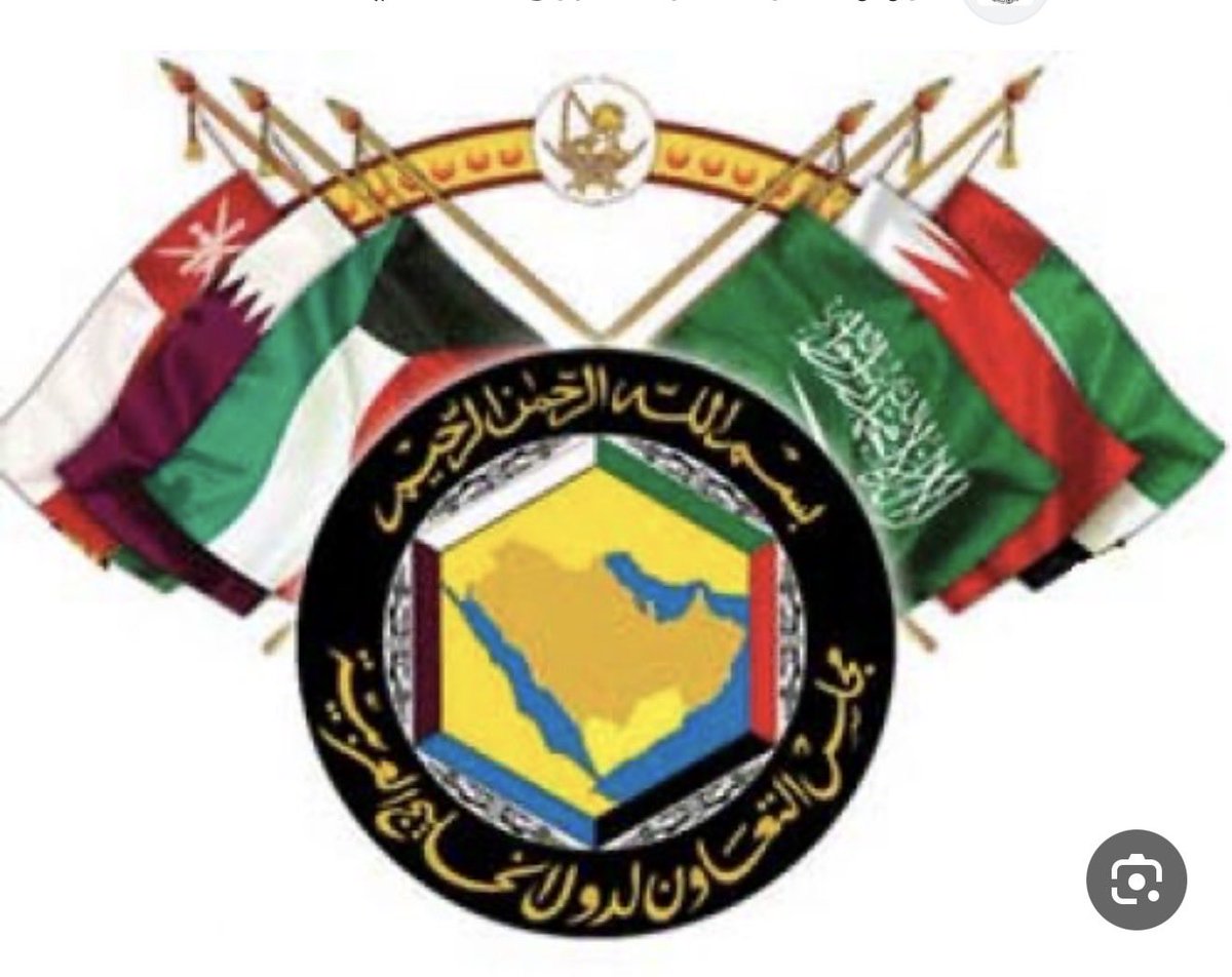 NetAlmosher's tweet photo. المفروض البداية تكون من الصناعات الصغيره والمتوسطه وقطع الغيار 
تسهيلات للمصنعين ترخيص  ملاحق البيوت وستراحات وقطع الاراضي المهمله وسطوح المنازل تخلق طبقه محترفه من الشعوب  بالصناعات المختلفه والمتعدده  وبعد النتائج تكبر هذي المصانع وتحتاج تعدد في المصنوعات المختلفه 

يتم ترخيصها للشعب وهو من يقود العمليه افضل من الامور الكبيره التي تحتاج مليارات وسلاسل توريد مجهده مجهده على الدول 

وانا اجزم ان الشعوب الخليجيه تحتاج اشاره ودعم معنوي ونفسي وسترون العجب والعجاب  بالابناء والفتيات العباقره والقادرين على ان يقولو نحن الخليج العربي القوي 
تحت شعار 👇🏻
«الخليج يصنع ما يستطيع، ويتعلم حتى يصنع ما كان لا يستطيع.»