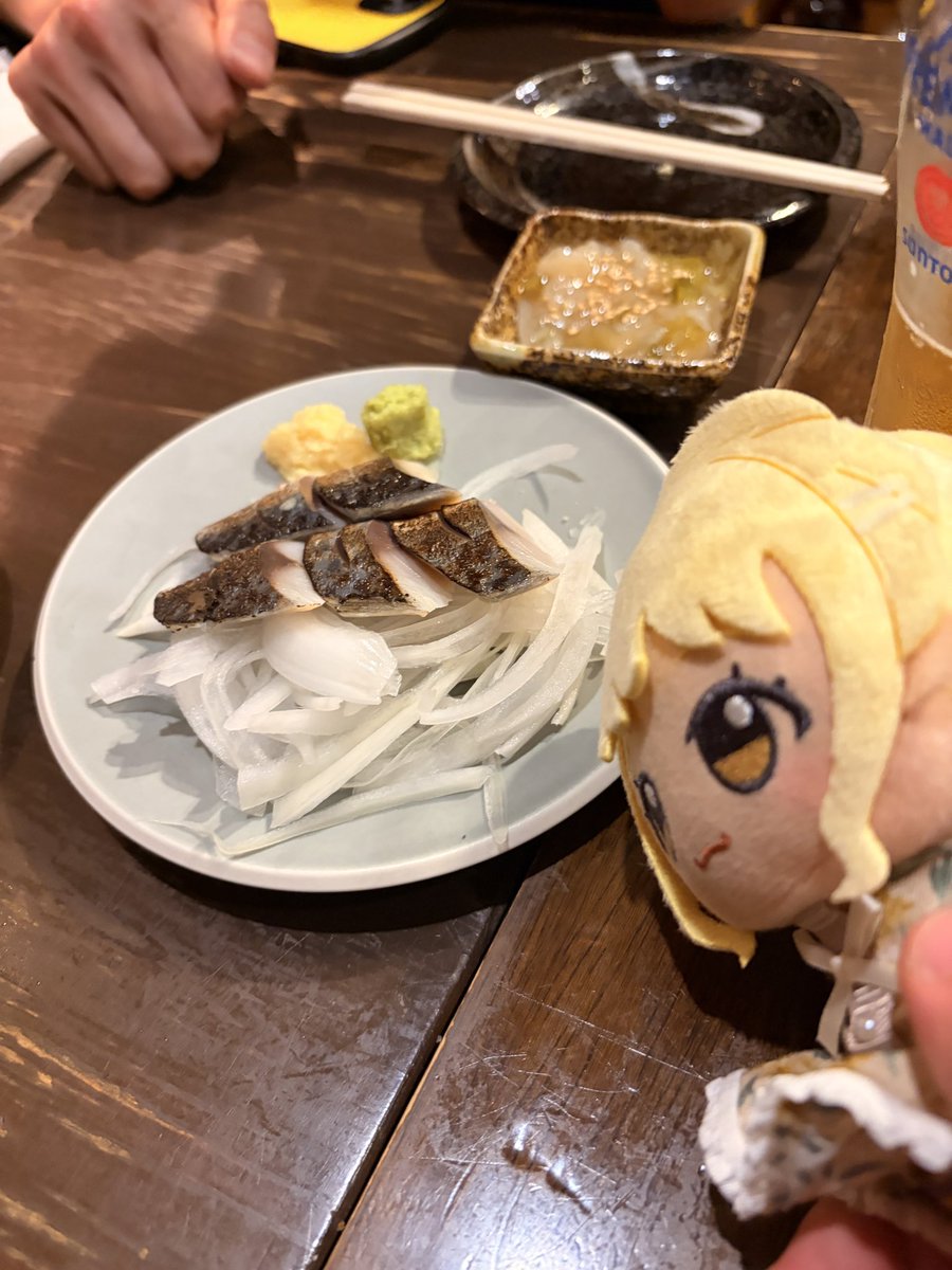 RePlica311's tweet photo. お前だけいい飯食ってずるいナ… https://t.co/qowZWNJa24