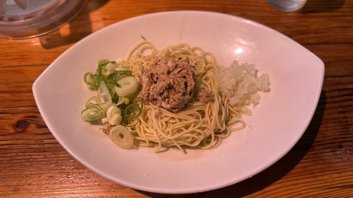 21_p_aimar's tweet photo. SWを利用して北関東の名店巡りへ

最初は桐生の芝浜さんで小麦三昧

３種とも小麦の香りと旨さが存分に味わえて素晴らしい
個人的には最後の酸味と香ばしさのあるスープと低加水細麺の醤油ラーメンが一番好き

なかなか来れないけどまた来たいな

ごちそうさまでした
フェス頑張って下さい https://t.co/Sov7i6VMc7