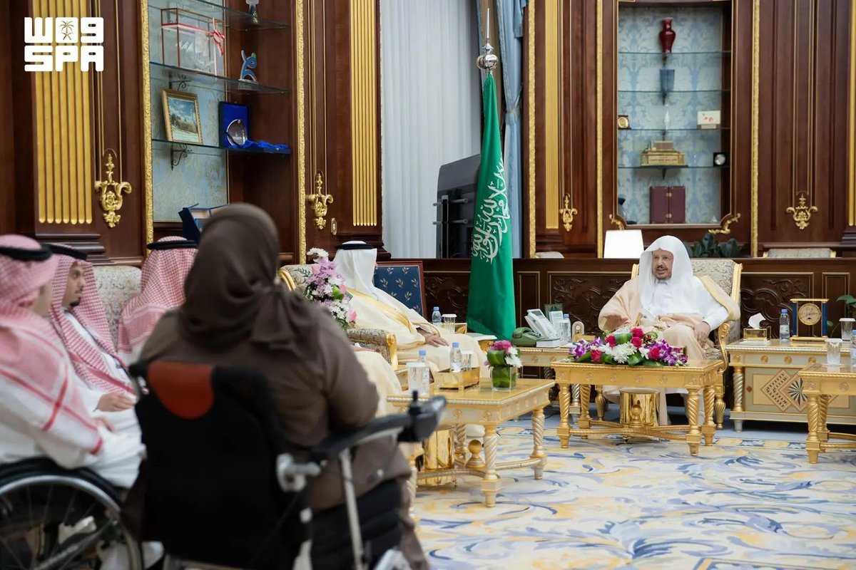 SPAregions's tweet photo. رئيس مجلس الشورى يستقبل عددًا من الأشخاص ذوي الإعاقة.. بمناسبة اليوم الوطني السعودي. 
https://t.co/CDGBT0maqU
#واس https://t.co/ZmwX60rRUK