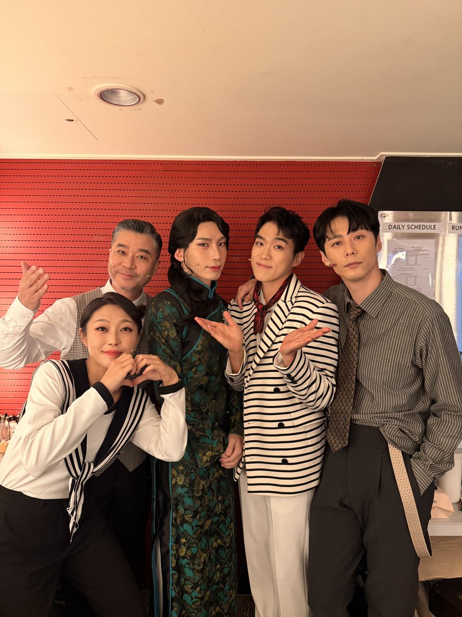 thebestplays's tweet photo. #뮤지컬 #엠버터플라이

"저의 이야기는 1964년 어느 봄날에 시작됩니다."

#주민진 르네
#김바다 송
#장재웅 핑커튼
#안상은 아녜스/친
#황만익 툴롱

첫 공연 완료! 

-
26.9.22.-12.13.
YES24스테이지 1관 https://t.co/Zrcbr9l1s4