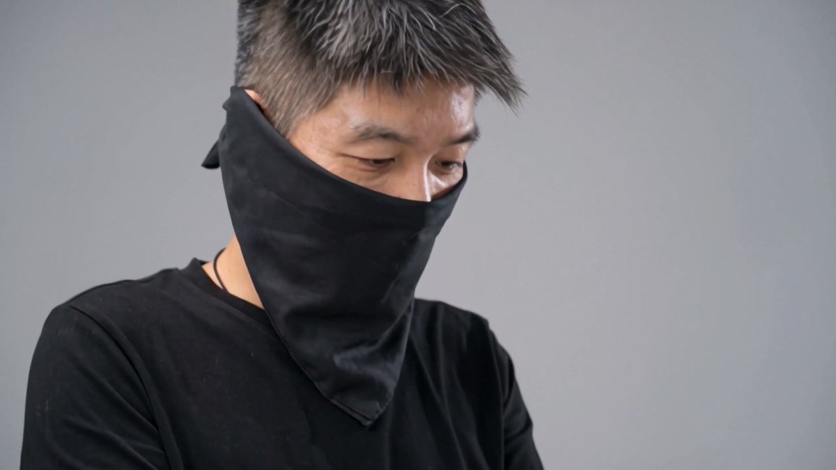 facemaskfetish's tweet photo. #facecover #mask https://t.co/S8JuhBeAIs