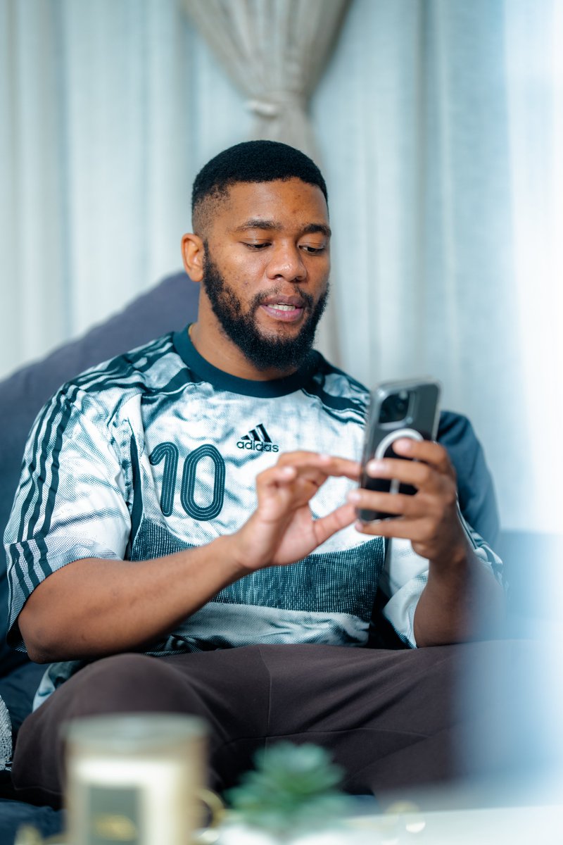 SunbetSA's tweet photo. One thing about @TB_Mthembu? He always has a plug. 🔥 New to Sunbet? He's got you.

Use promo code MTHEMBU and get a R100 Free Bet when you sign up.

5x minimum wager applies.

18+ | Bet responsibly. T&amp;Cs apply.

🚨New Customers ONLY. https://t.co/0WCvvSoIlH