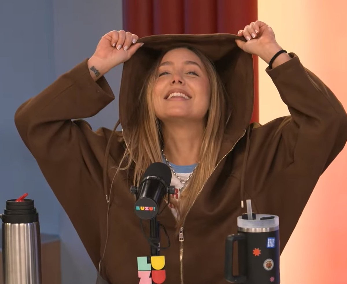 Rosi2Belen's tweet photo. -Angelita entro para reemplazar los días que no va Flor
- Sofi va los días que no va angelita 😂 #nadiedicenada https://t.co/miTwrM9Rbe