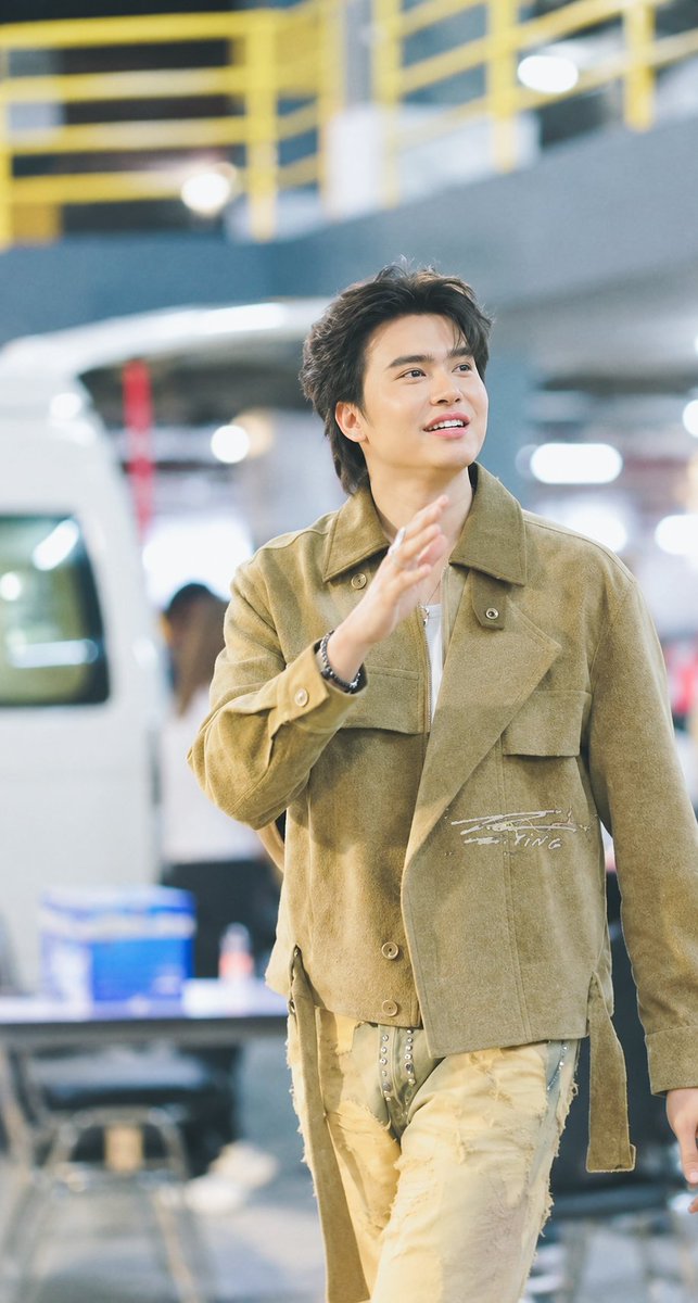 yingying_yingg's tweet photo. My favorite moment is always with you. 
#LonelyLoudFest2xNONTTANONT
#NONTTANONT 
@tanont916 https://t.co/WQLvYFkhQH