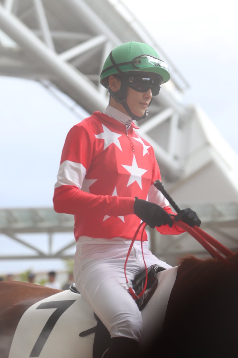 kumo__Blue's tweet photo. 坂井瑠星騎手

 #阪神競馬場
 #坂井瑠星
 #レッドフレーザー https://t.co/XnrbMlFb43