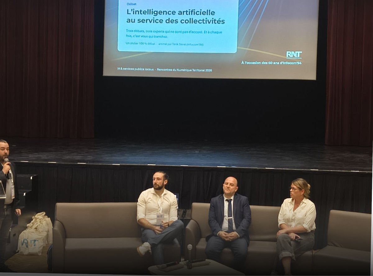 LightOnIO's tweet photo. LightOn × @infocom94  : Rencontres du numérique territorial.

Pour cette première édition, @infocom94  a réuni plus d’une centaine de participants, parmi lesquels des acteurs technologiques et des représentants des collectivités, pour partager leurs problématiques, échanger sur leurs pratiques et mutualiser leurs connaissances et outils technologiques.

En tant que partenaire d’Infocom 94, notre Head of Customer Services & Solutions, Gauthier Zuppinger, a pris la parole lors de la table ronde sur la souveraineté numérique pour aborder ce que signifie concrètement disposer d’une technologie souveraine, ainsi que les risques et les enjeux liés à l’utilisation de technologies non souveraines.

L’ambition d’Infocom 94 d’apporter aux collectivités des solutions réalistes, pragmatiques et frugales rejoint pleinement nos valeurs et l’ADN de LightOn.

Merci à Vincent Kerbiquet, à @AmbroiseToin  président d’Infocom 94, et à TerikSene pour leur confiance et leur invitation à cette première édition !