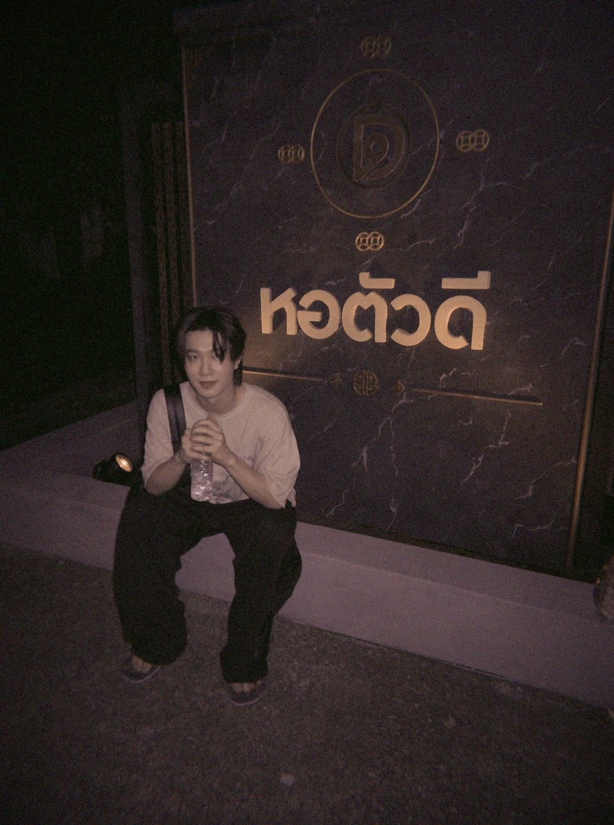 mynameis_yim's tweet photo. หอนี้หมดสัญญาแล้ว ดอลลี่กลับต่างประเทศแล้วนะ  ฝากหอพักหอตัวดีด้วยน้าา 👋🏻✈️ 
#หอตัวดีthesitcom https://t.co/S34xl1ZB7z