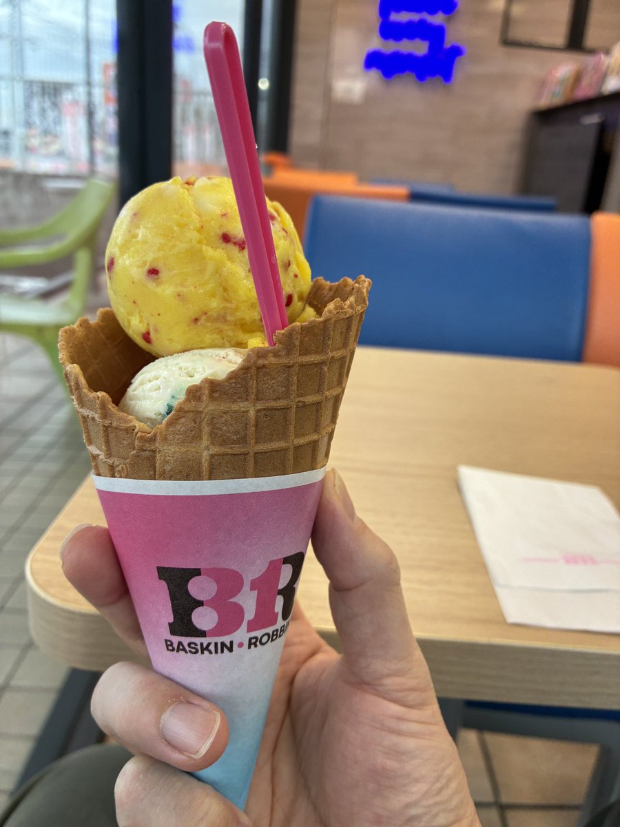 StrangerDesign's tweet photo. ジジイウィークも食べてばかり…
食べることが好きだからそのためにジムでトレーニング。 https://t.co/2sNxpHmwUV