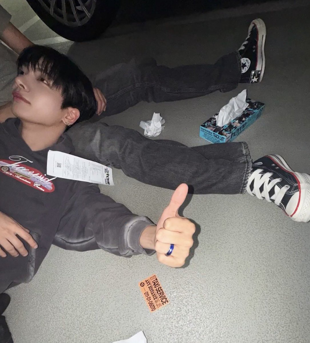cupidwhereuat's tweet photo. 그냥 서로한테 닿고 싶었다고 솔직하게 말해라 https://t.co/Q1rDNEnwnp