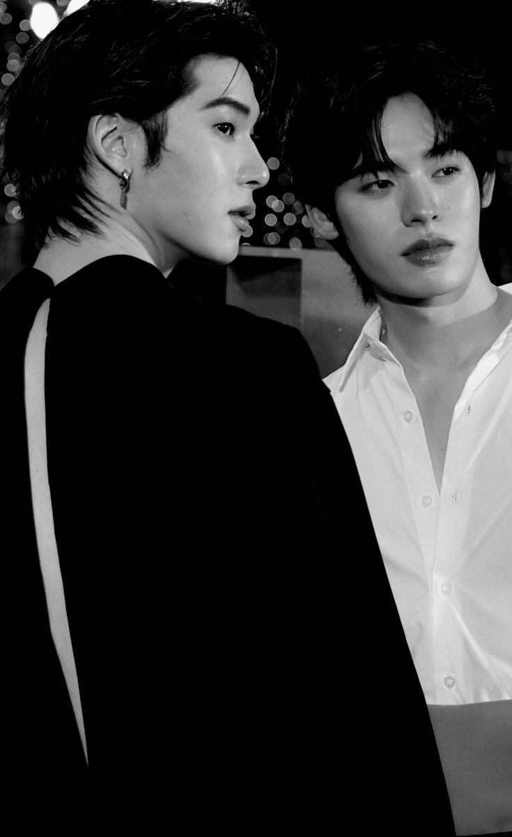 Honey_Bee_Sav's tweet photo. 🖤🤍 𝒻ℴ𝓇ℯ𝓋ℯ𝓇 🤍🖤 https://t.co/cNkMr2R1pe