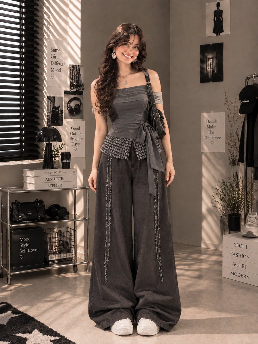 smilingidea's tweet photo. “Be honest… would you actually wear this, or is it too bold? 🖤👀
I’m reading EVERY reply 👇”
#OOTD #StreetStyle #Fashion #StyleInspo #FashionTwitter 

“1 word only: 🔥 or 🖤?” https://t.co/qaHWxtBT8j