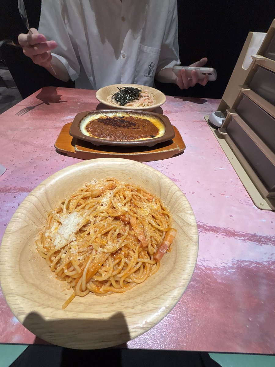 5ymbct's tweet photo. 金なさすぎてサイゼ https://t.co/tvR9e4TgJU