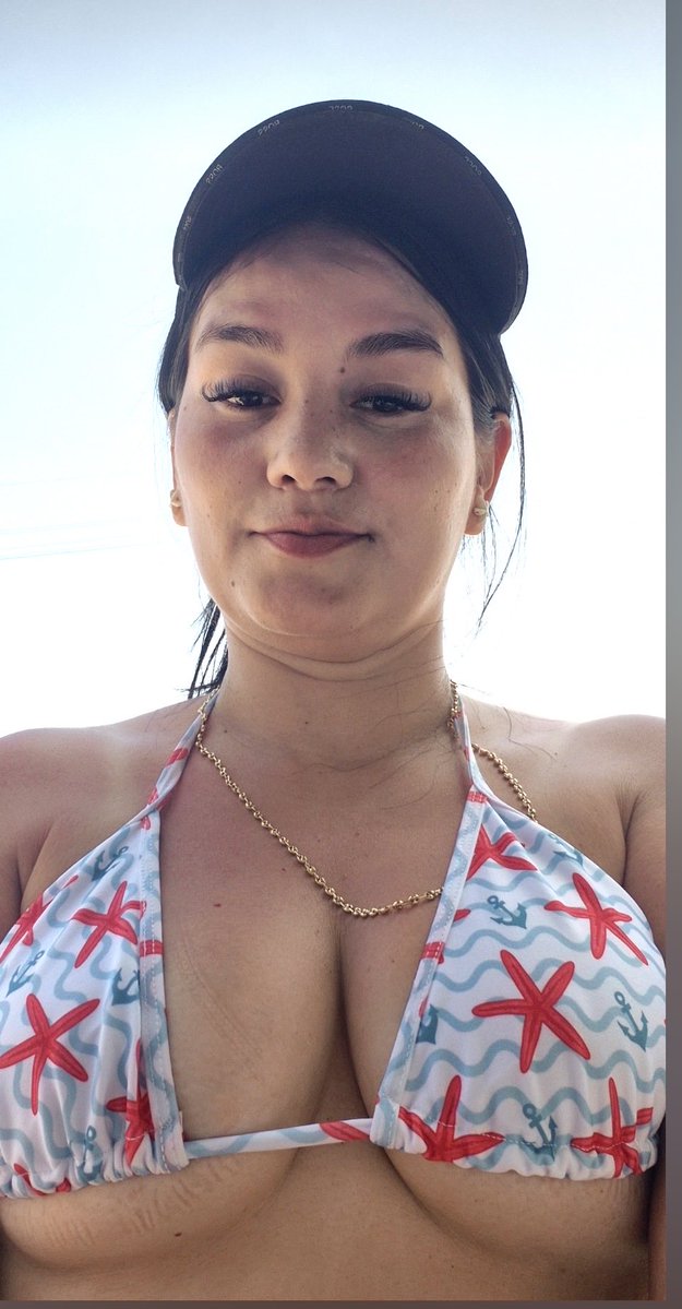 Kimberlyakm14's tweet photo. Modo playa activado 🌊 https://t.co/v4QiOJTUsu
