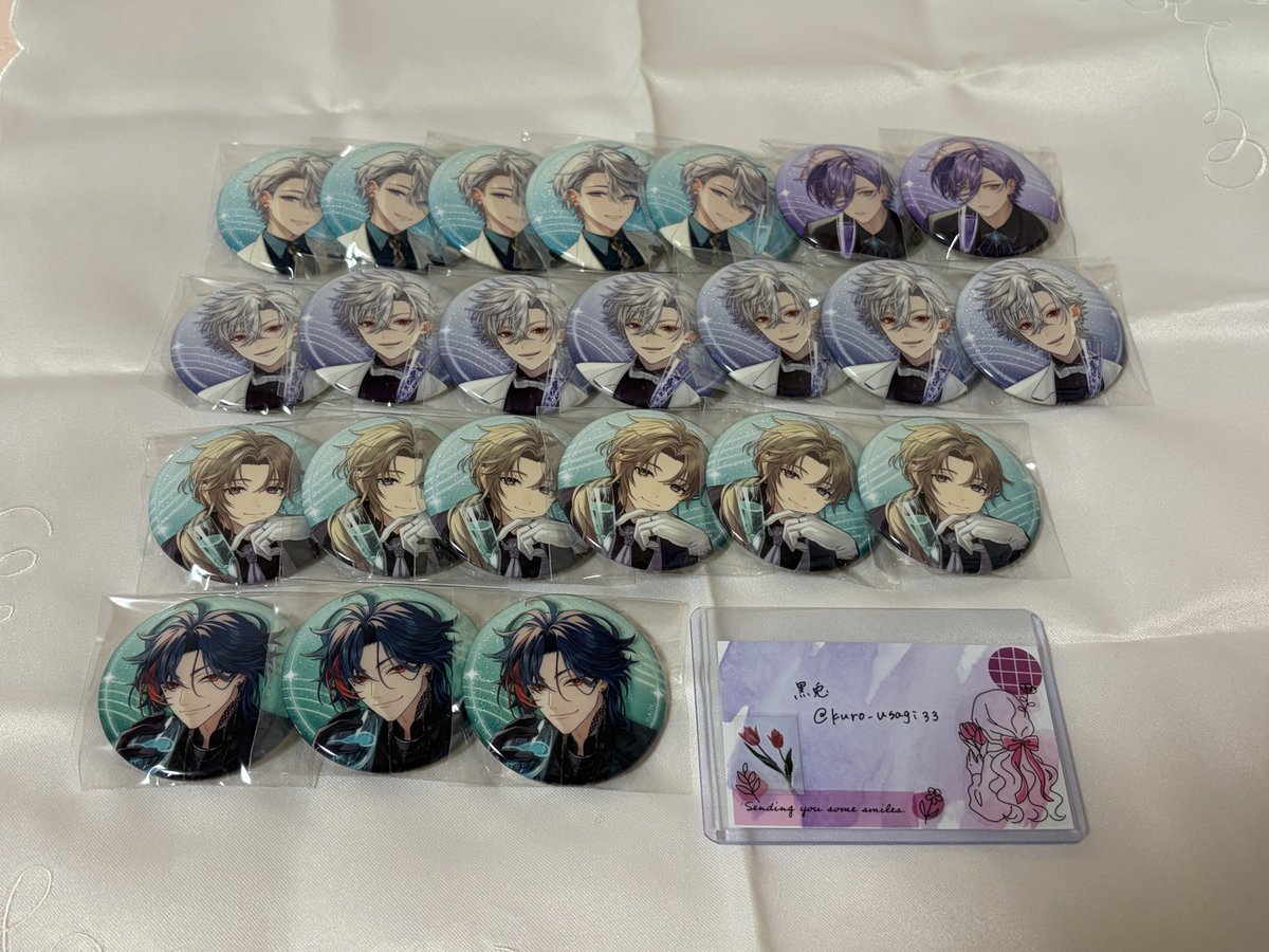 kuro_usagi33's tweet photo. @59 【交換】にじネイル Shiny 缶バッジ　ランダムグリッター缶バッジ

譲:画像参照

求:❤️2〜4

1段目ご希望の場合は4段目纏めての方優先させていただきます🙇

郵送>都内お手渡し

検索からでもお声掛けください。 https://t.co/hYzwf6CZKD