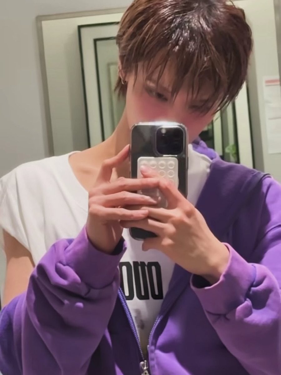 TenistenW's tweet photo. น่ารักจะบ้าาาาาาา คิดถึงคอนวันสุดท้ายเลยแบบแจ้มแดง เสื้อไหล่ตก โอ๊ยมันแบบบเคะ! https://t.co/JpHX5tWKsN