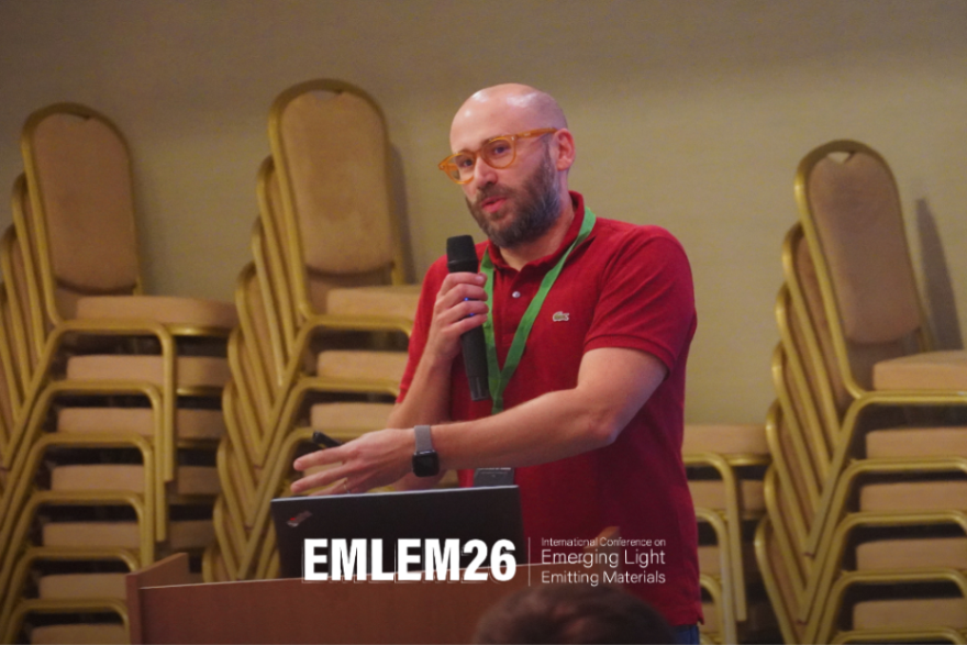 nanoGe_Conf's tweet photo. ⚡The scientific program continues at #EMLEM26

Francesco Di Stasio, @UriBanin and @MariosZacharias present the latest advances in SWIR quantum dots, heavy-metal-free InP nanocrystals, and halide perovskite modelling for next-generation optoelectronics.

https://t.co/Zu76ZBj56V https://t.co/0i5EYFDMrh