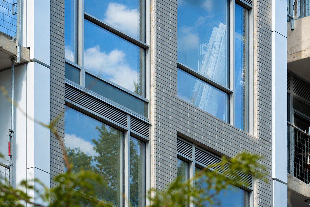 Window_City tweet picture