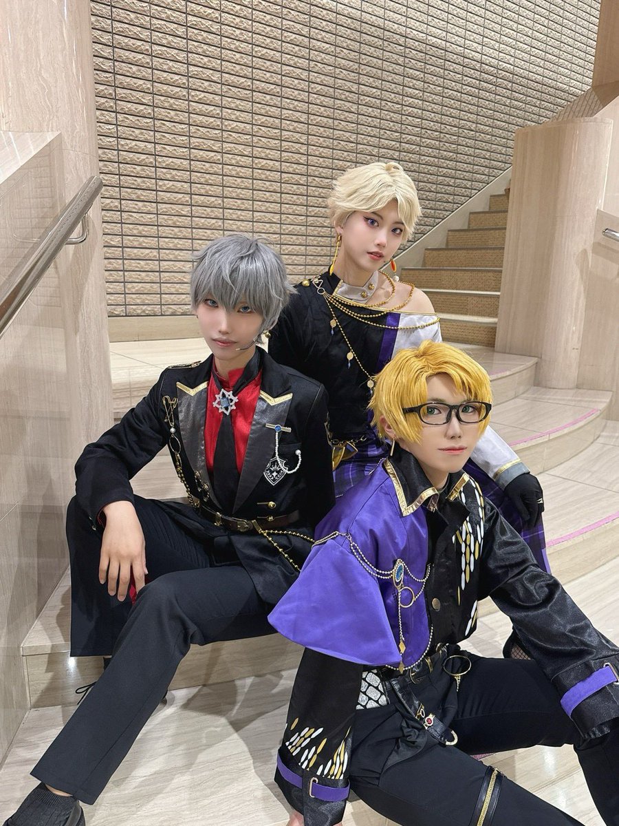 syoki_stQN_C's tweet photo. コスダンお疲れ様でした！
3部5番目【Or-Well-Noble】でした！
念願のモデル組ぱふぉ✨🩵💛💚
大好きなお2人と一緒にできて楽しかった🥰「OWN」はオリ振りを作っていただいて踊ったよ！がんばった💪
ご観覧ありがとうございました♪
#おーうぇるのーぶる　＃コスダン https://t.co/dOs9x9SGR8