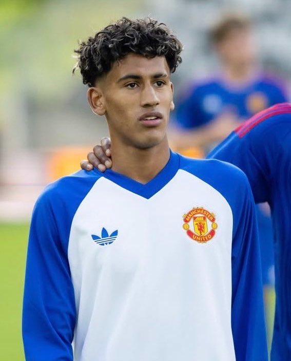 mufcMPB's tweet photo. 🚨 JUST IN:

Manchester United are scouring Europe for potential replacements for JJ Gabriel. Club chiefs are now RESIGNED to the fact that Gabriel is leaving United. 

One option to replace him in their pool of young players is 16-year-old RC Lens talent Mezian Mesloub. He has been scouted extensively by the recruitment department at United.

#MUFC [@alex_crook]