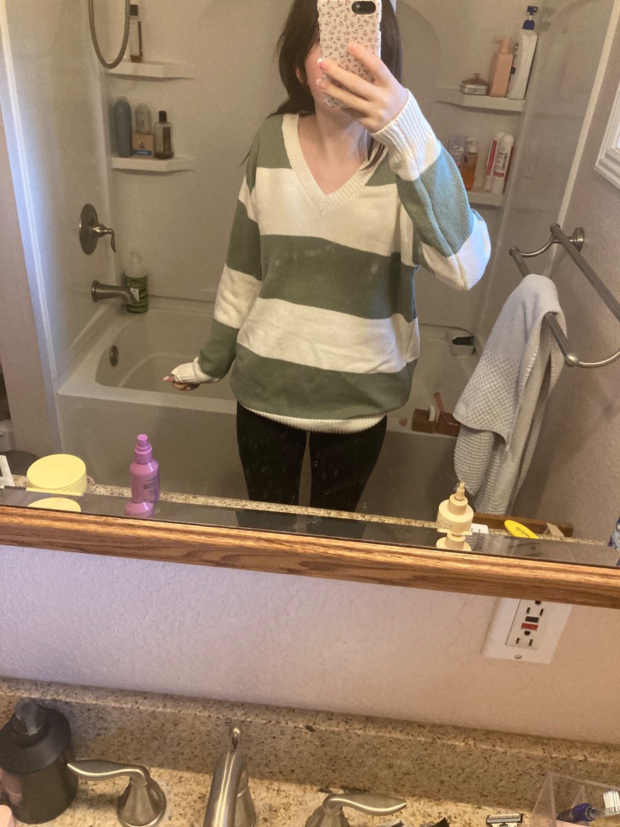 AladiaFlies_'s tweet photo. Daily fit check https://t.co/Ehpez3dyY8