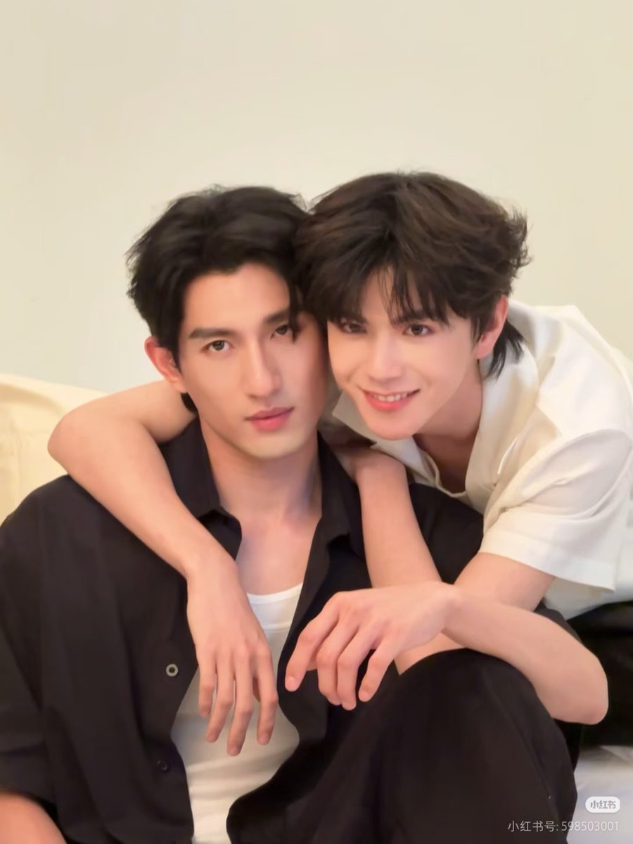 ss82407970's tweet photo. 米兰gogogo，Ayden &amp; Elio  

#Aylio 
#AylioMFWSS27 
#DieselXAylio https://t.co/Uew5ZpnSsJ