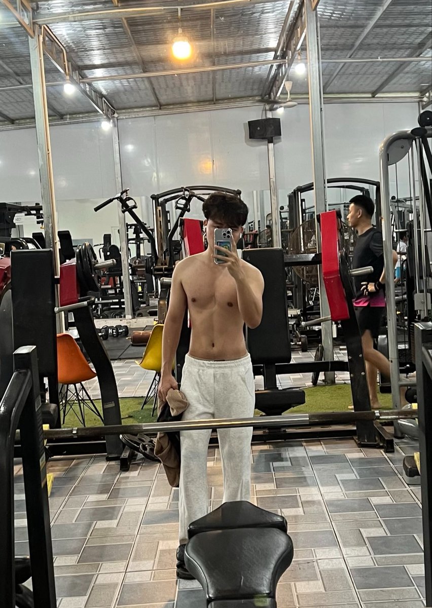 tarzan8packs's tweet photo. Tím gái 
Trai cũng đc Nhưng ưu tiên gái
Mình 2k3 m7 ưa nhìn.
Hay đăng tìm vậy thôi chứ mình chưa gặp ai qua X bao giờ, chắc chưa có duyên với ai.
Hy vọng tương lại gần sẽ có partner lâu dài. https://t.co/udu37rXQQv