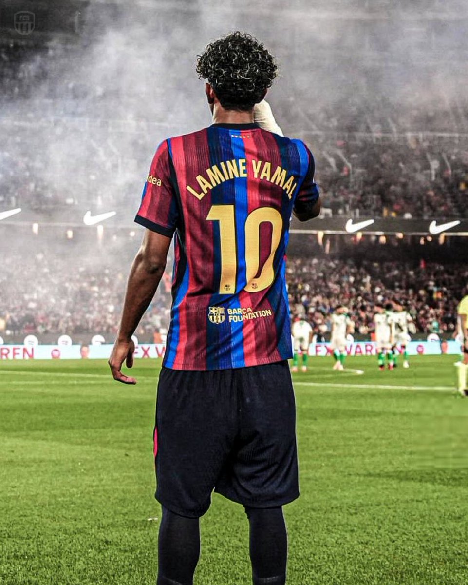 1SMi_'s tweet photo. 🚨🚨🚨🚨🚨🚨🚨 — لامين يامال:

لا اريد الفوز بالكره الذهبيه مره واحده فقط 

اريد ان افوز بها 5 مرات 😟😱 https://t.co/7kqAPQBxbJ