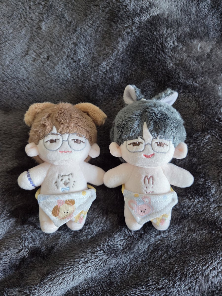nightllingbot's tweet photo. the doll bibs i got for bot duo were kinda big and i thought it a shame to cover the cute embroidery on their chest so i turned them into loincloths 🤣🤣 https://t.co/TnmDJpSM5f