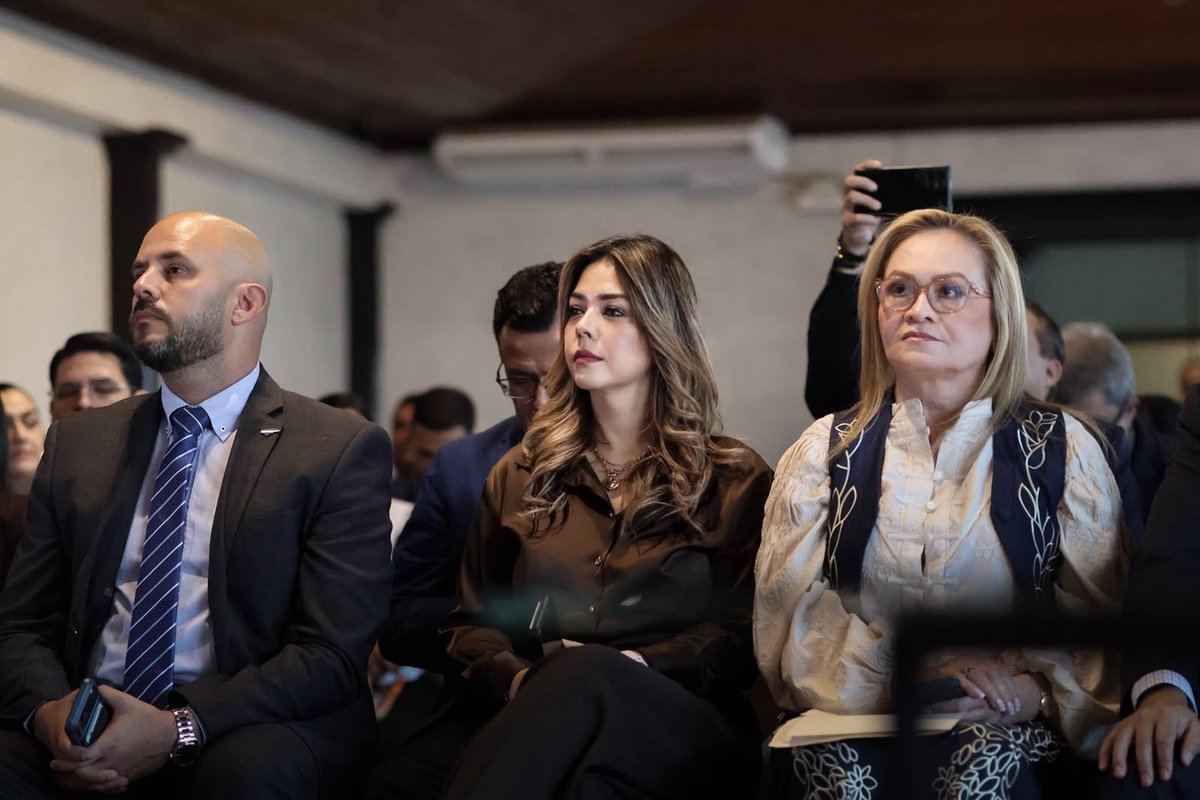 manton15's tweet photo. Hoy acompañamos la Secretaría de Gobernacion, en el lanzamiento de importante iniciativa; la prevención y reducción del riesgo de desastres en Tegucigalpa, Choluteca y La Ceiba.

Tenemos que cambiar la forma de enfrentar las emergencias: pasar de reaccionar a prevenir, y de reconstruir a proteger.

La prevención salva vidas, protege nuestras ciudades y también es desarrollo. 🇭🇳