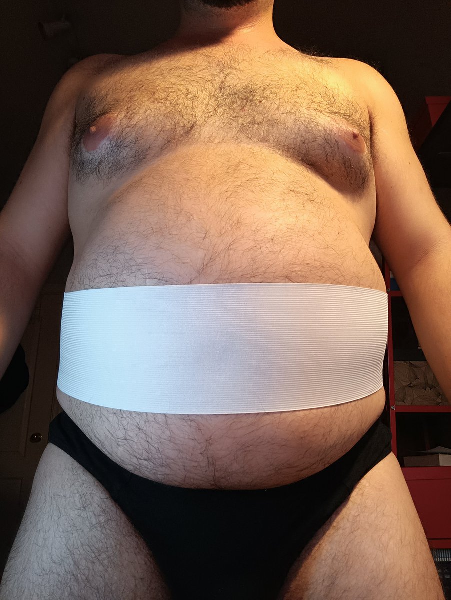 lektrobear's tweet photo. I just made a waistband for holding the vibration pads https://t.co/VtfSiJNiT5